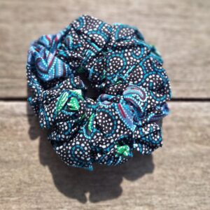 Scrunchy blauwe bloemen