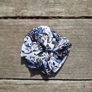 batik scrunchy